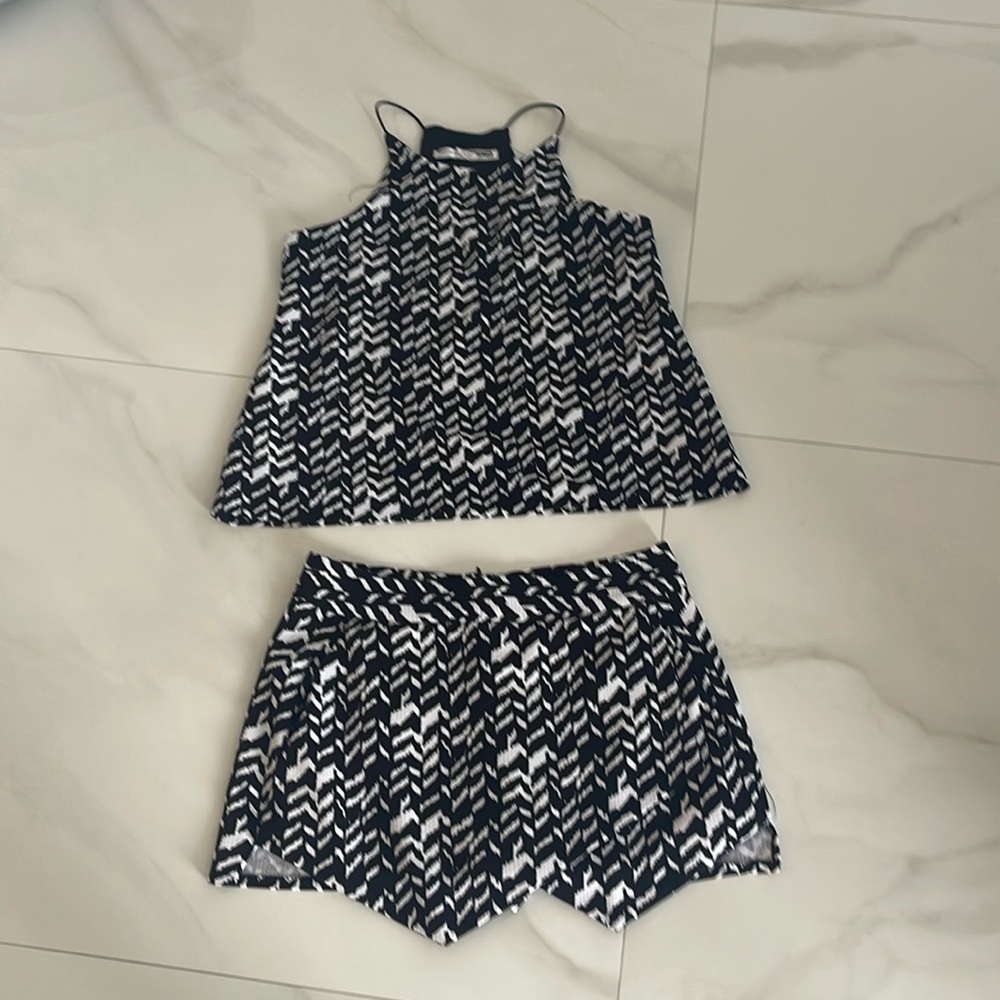 Two piece set for woman